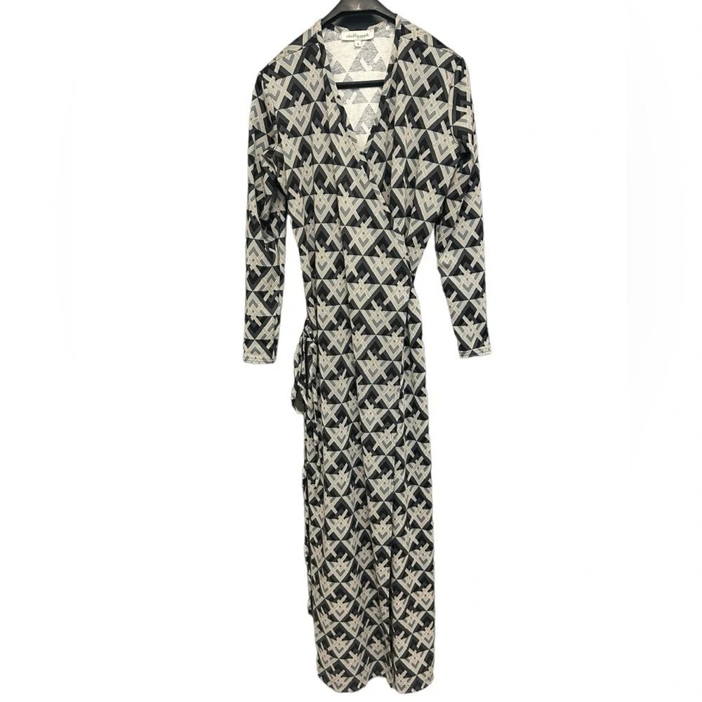 Shabby Apple size 8  NWOT long wrap dress thicker material